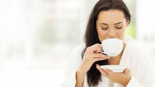 That late-night cup of coffee can reset the internal body clock