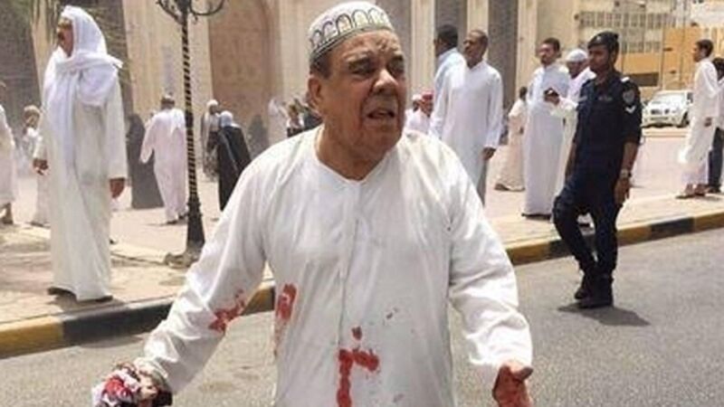 Suicide bomber kills 25 in Kuwait attack Suicide bomber kills 25 in Kuwait attack