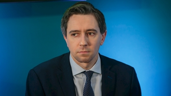Simon Harris 'fed up of subsidising private insurance firms’ profits' with beds in public hospitals