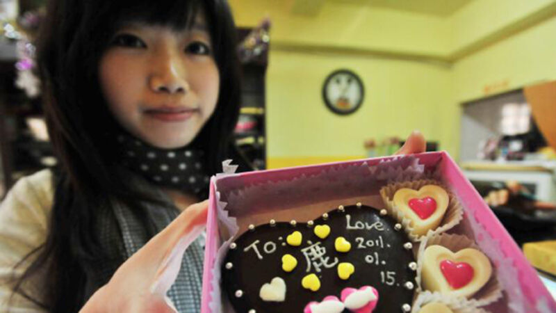 China consumes less chocolate as stocks fall China consumes less chocolate as stocks fall