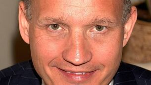 £1.1m bonus for Barclays bank boss as forex scandal mars profits