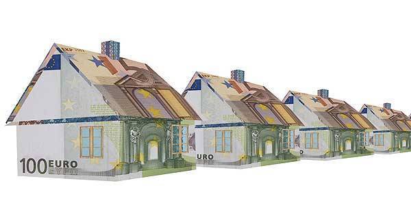 Slowing house prices to impact bank earnings
