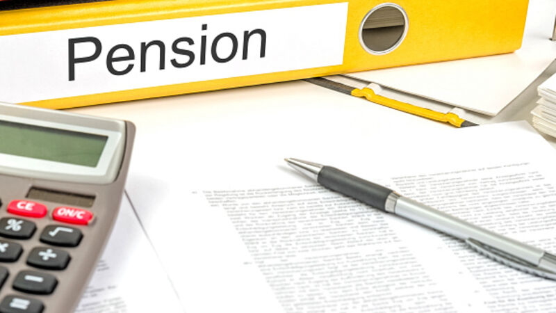 Risky investments threatening DB schemes