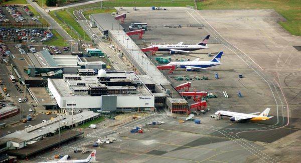 Poll finds most people oppose military use of Shannon
