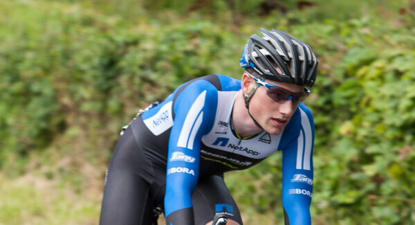 Sam Bennett charges to stage victory in Arctic Race