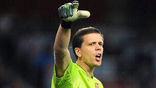 Bob Wilson backs Wojciech Szczesny as dad puts blame on Arsenal defenders