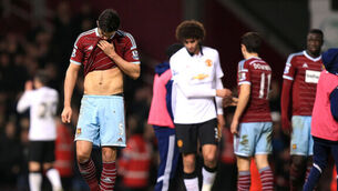 Daley Blind snatches late leveller for Man United at West Ham