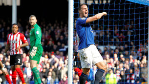 Darron Gibson&rsquo;s latest setback frustrates Roberto Martinez