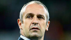 Ponderous French crack Canucks as Ireland loom