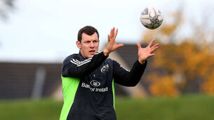Munster dismiss Robbie Henshaw link