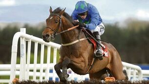 Hurricane Fly heads Aintree racing entries