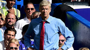 Wenger going around in circles