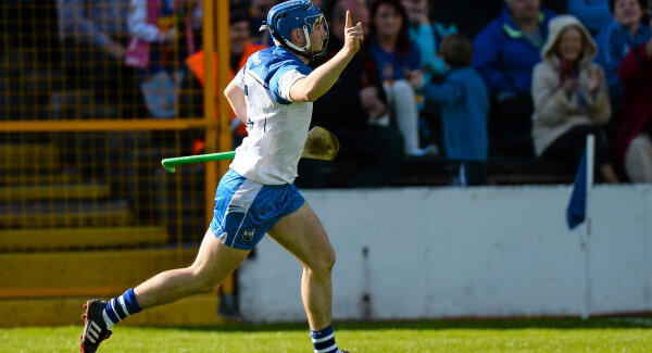 Mahony delivers as D&eacute;ise get timing just right