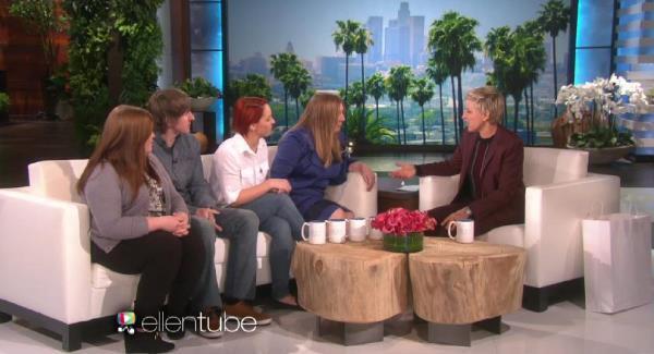 The people behind #TheDress tell Ellen all about their crazy week