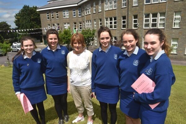 Teacher Julie Twomey with sixth year Mount Mercy College students Lucy Galvin, Jill Hanlon, Mary Cowhig, Gráinne Cowhig, and Ali Brady.