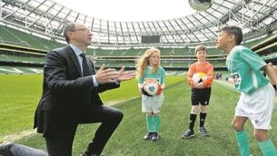 Martin O’Neill indicates contract talks may not be resolved until after Euro 2016