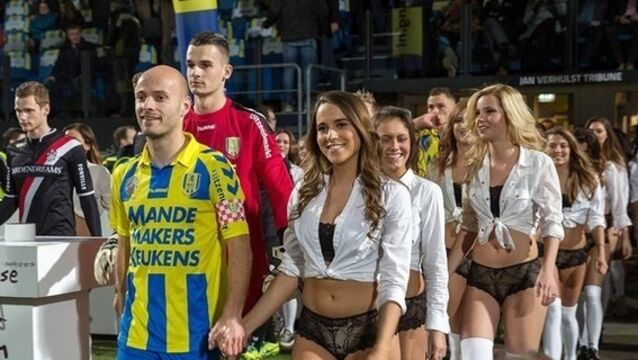 Dutch football team employ lingerie models as mascots, fail to score 