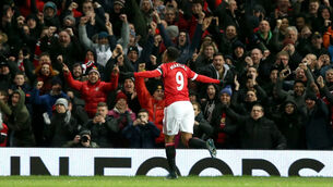 Manchester United finally turn on the style