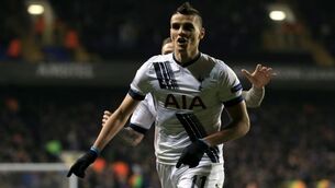 Pochettino joy as Spurs beat Fiorentina to march on in Europa League