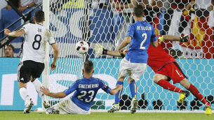 Misfiring Thomas Muller happy with ‘grown-up’ Germany