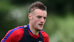 Jamie Vardy wants future sorted before leaving for Euro 2016