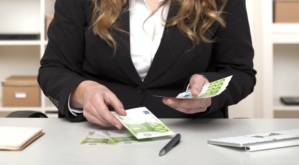 Beware the banks getting rid of humans