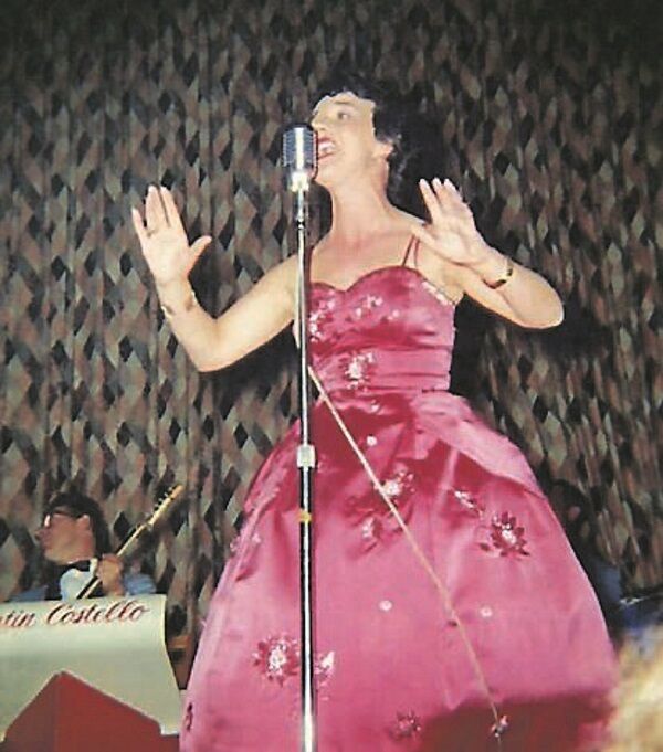 Bridie performs with the Martin Costello Band in New York on her 1959 tour