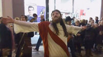 WATCH: Jesus had a good 'aul dance on Grafton Street