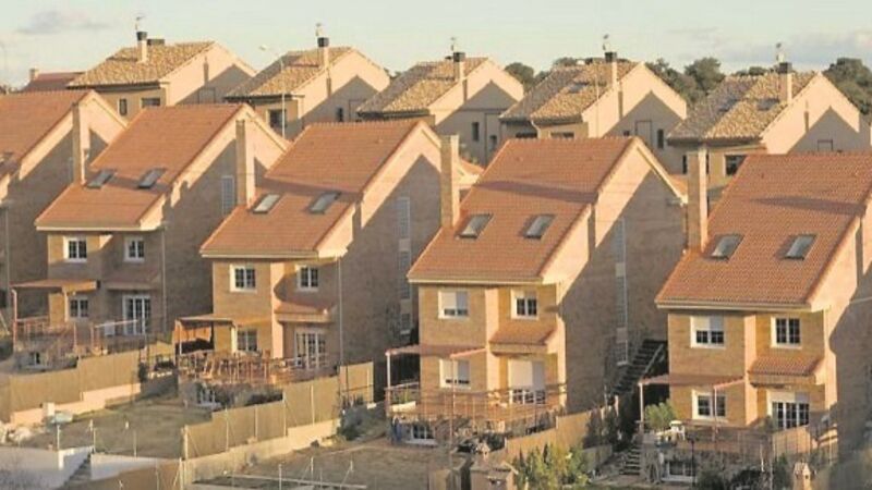 Carrigaline gets go-ahead for 300-home project Carrigaline gets go-ahead for 300-home project