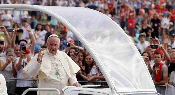 Pope refuses to describe Islam as being ‘terrorist’