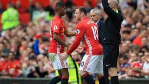 Manchester United posts 25% drop in earnings