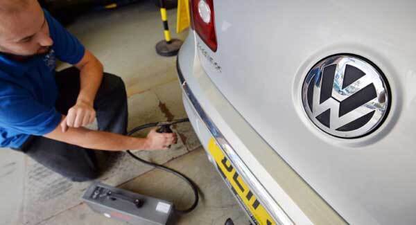 Volkswagen agrees $1.2bn dealer compensation plan