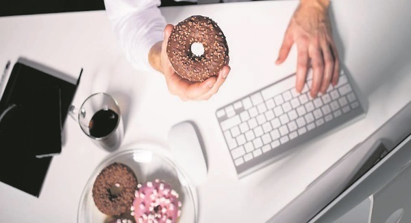 Controlling our appetites: Does biology defeat reason?
