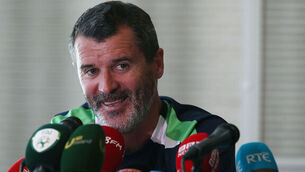 No-nonsense Roy Keane gets stuck into Everton