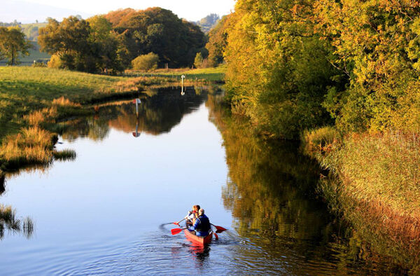 Leitrim is criss-crossed with canals and rivers, and dotted with lakes, and there are lots of ways to enjoy that water, for instance in Canadian-style canoes. Leitrim is criss-crossed with canals and rivers, and dotted with lakes, and there are lots of ways to enjoy that water, for instance in Canadian-style canoes.