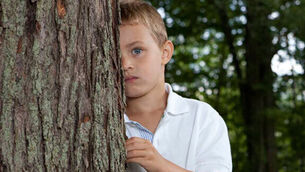 Here's how to help if your child finds it hard to make friends at school