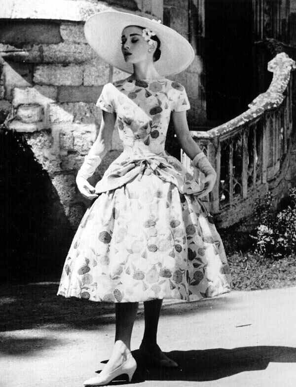 Audrey Hepburn in Funny Face (1957). From the start of her film career, her wardrobe was enviable. Audrey Hepburn in Funny Face (1957). From the start of her film career, her wardrobe was enviable.