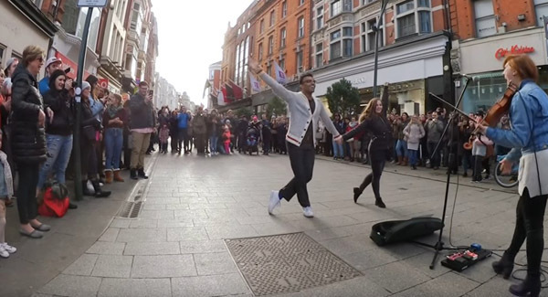 Dublin musician inspires American audience members to dance