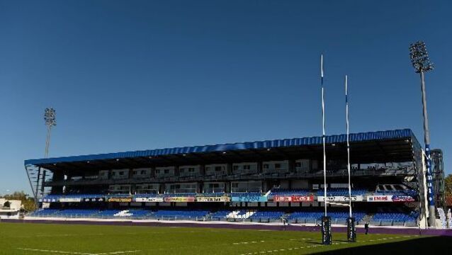 Castres buck trend as urban game swallows up towns