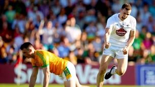 Kildare cruise as Royals flounder