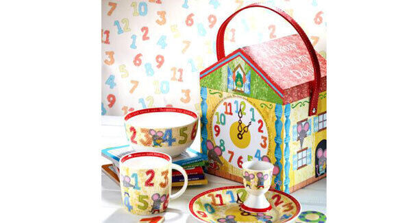 Presenting numbers and letters during feeding and play is a clever parents best trick. This pretty Hickory Dickory Dock themed breakfast set is sure to encourage your children to enjoy meal time and wonder about those funny symbols, €19.60, Becky & Lolo.