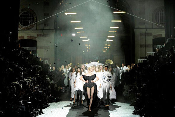 John Galliano Sticks With Margiela, Marc Jacobs Goes to Auction