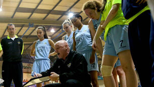 ‘Teach them how to play, not teach them plays’