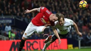 Quickfire Spurs expose United frailties