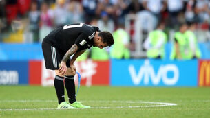 Messi suffocated by love and fantasy
