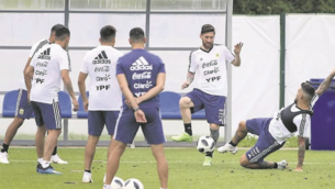 Argentina coach: ‘Stop comparing Messi and Maradona’