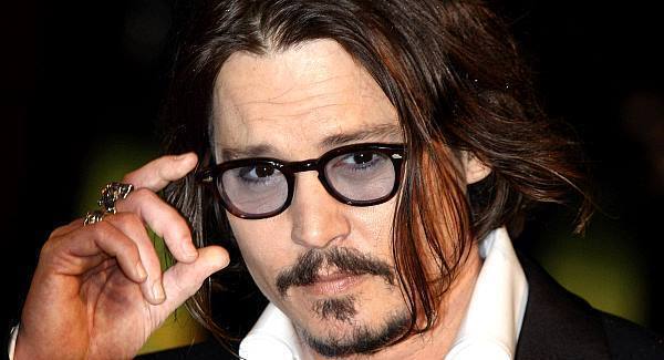Police seek Depp for questioning over incident at concert