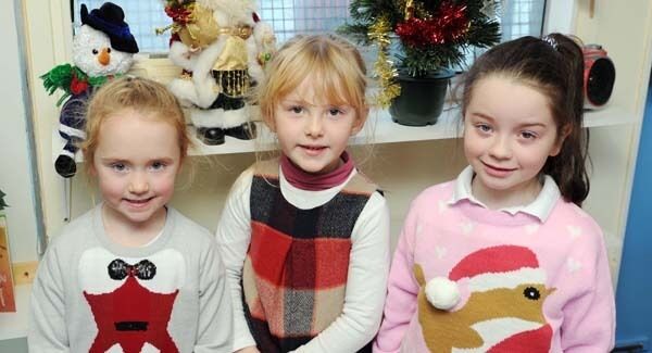 Amy O'Brien (left), Katie O'Neill (centre) and Jodie Carroll