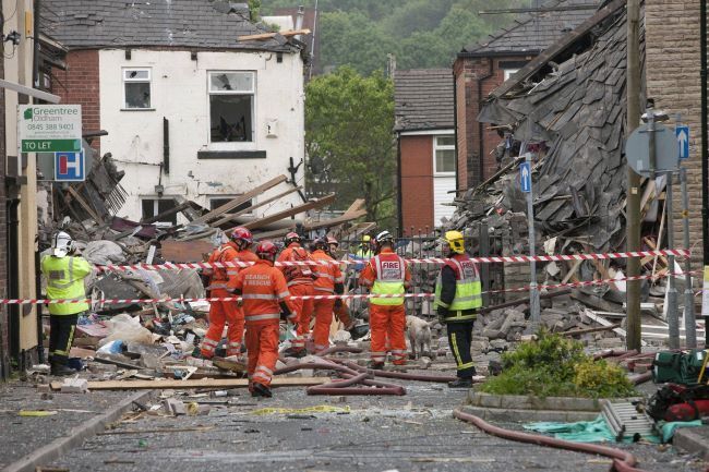 Parents pay tribute to blast death toddler