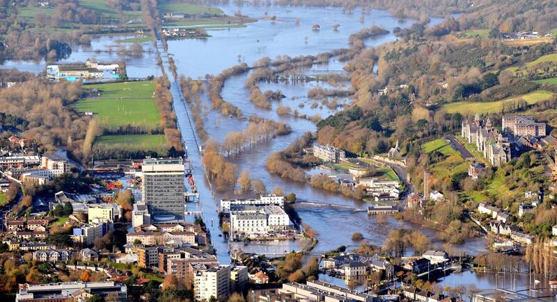 Flooding on Carrigrohane Road and the Lee Fields area in Cork following the heavy rainfall. Picture: Denis Minihane.